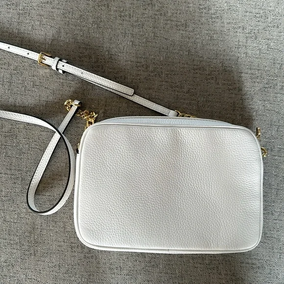 Michael Kors White Crossbody Camera Leather Ginny Small bag NEW gold hardware - Picture 7 of 10